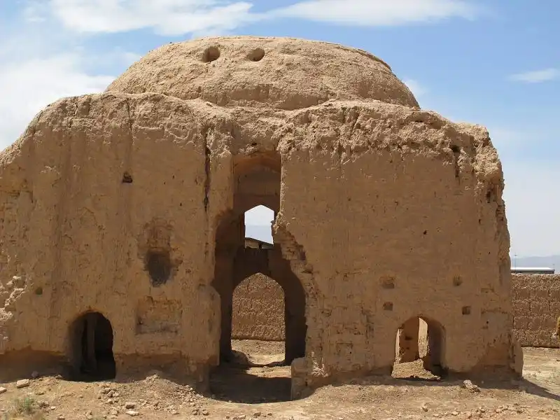 بنای تاریخی شاسوسا x