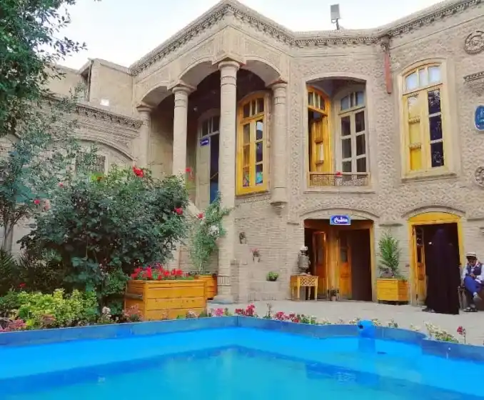 خانه توکلی مشهد