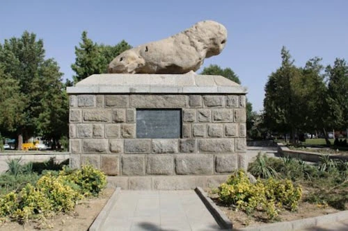 شیر سنگی