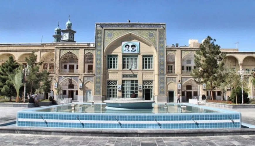 مدرسه فیضیه قم x