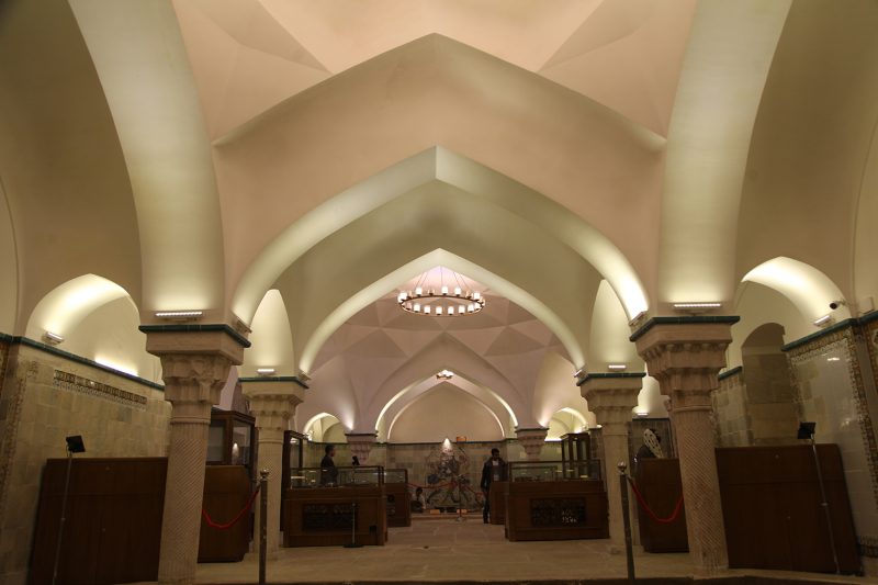 موزه جواهرات کرمان x