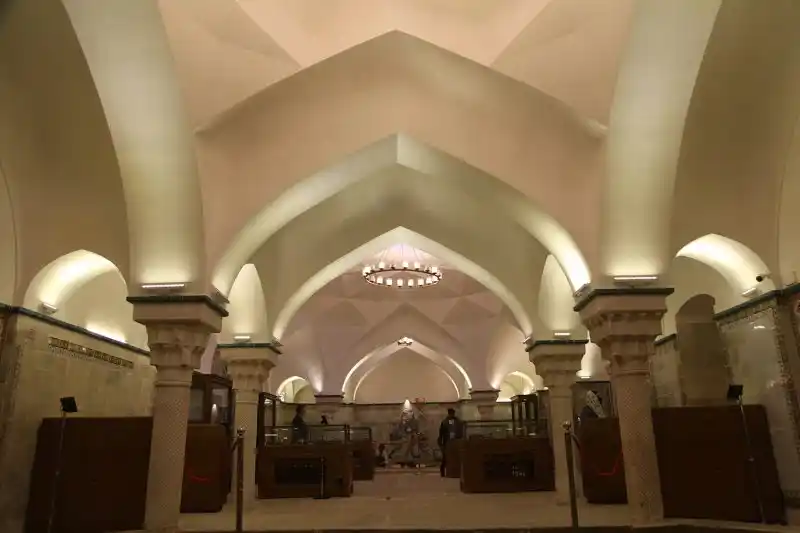 موزه جواهرات کرمان x