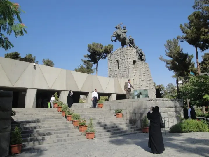 موزه نادری مشهد