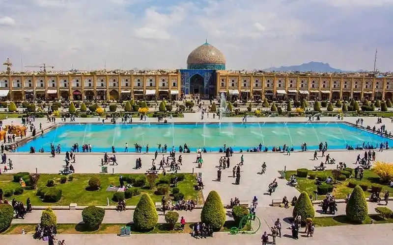 میدان نقش جهان؛ نگین اصفهان