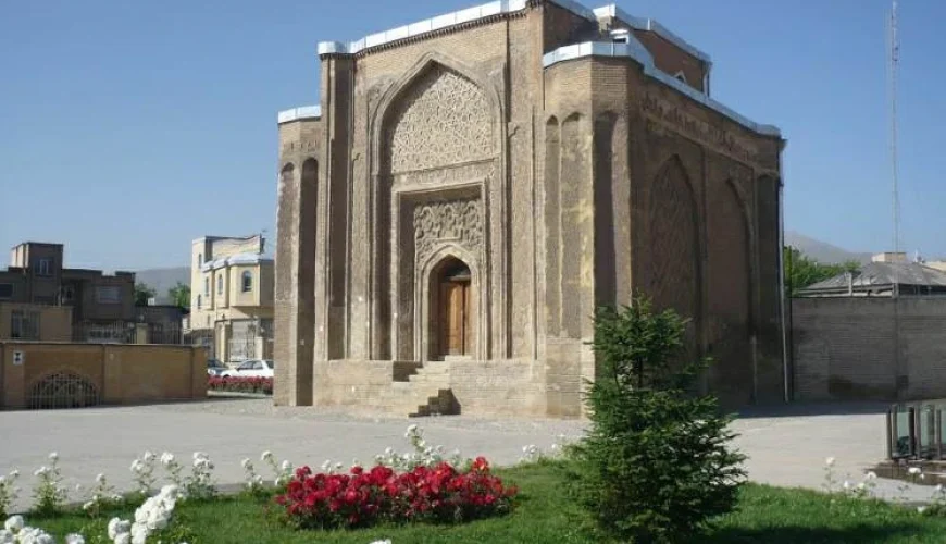 گنبد علویان