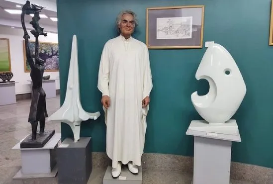 موزه دکتر سندوزی e