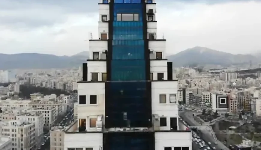 Negin Reza Tower shopping center bisungasht
