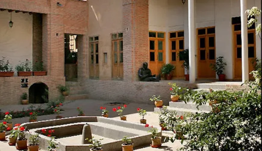 خانه موزه شهید چمران در تهران قدیم