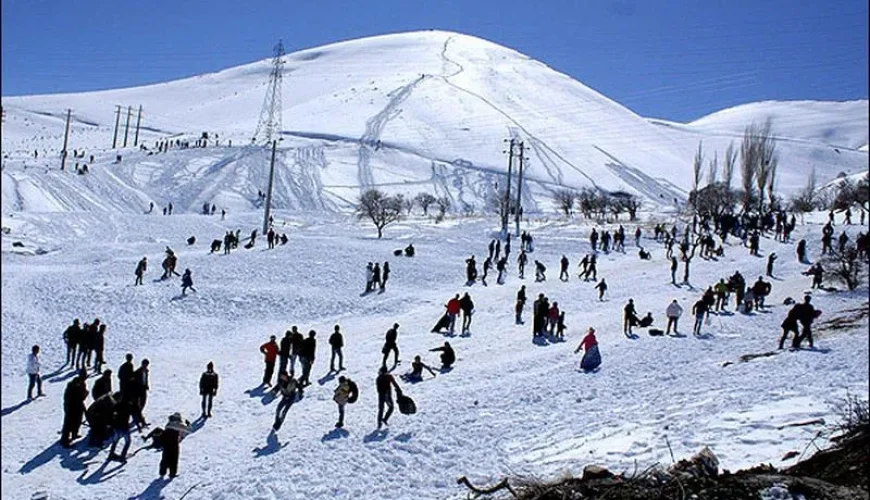 پیست اسکی سیرچ کرمان | نگین برفی کویر