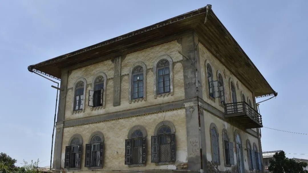 اقامتگاه شیرمحمدی گمیشان | خانه تاریخی – 3