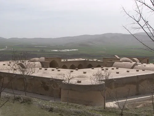 کاروانسرای-شاه-عباسی-تویسرکان – 2 کاروانسرای شاه عباسی تویسرکان | منزلگاه کاروان ها – 2