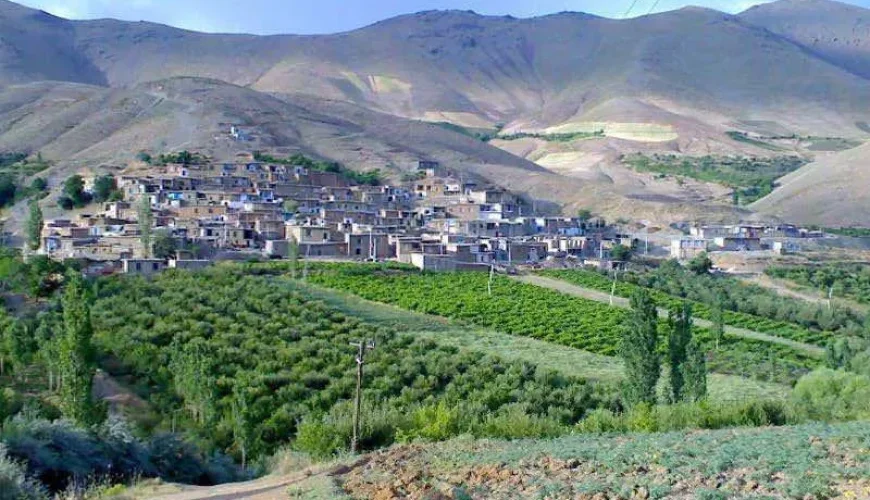 سرتخت دینور صحنه | تاریخچه و فرهنگ روستا