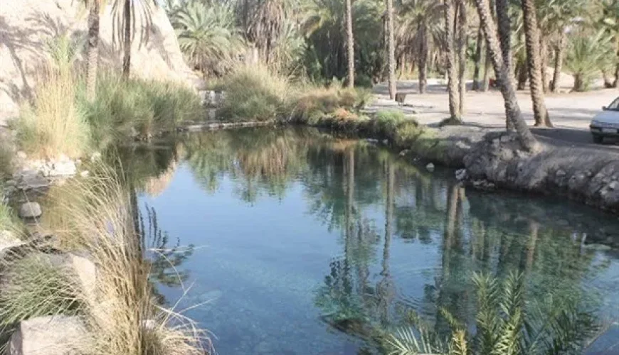 چشمه سبزپوشان | شگفتی طبیعی حاجی آباد