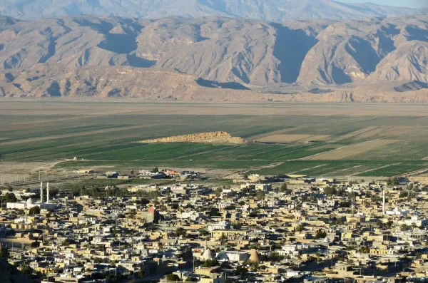 بلغان لارستان | روستایی در دامنه کوه