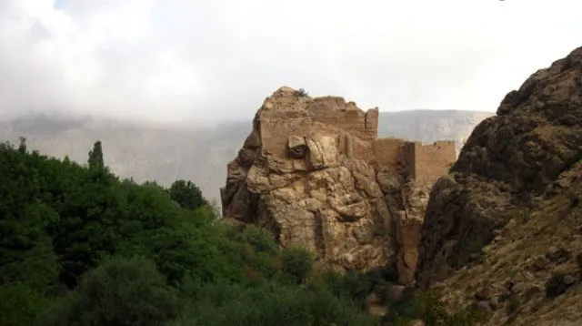 قلعه ملک بهمن آمل | راز دژ افسانه ای البرز