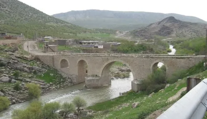 پل کاکارضا لرستان | یادگار ساسانی در مسیر الشتر
