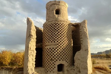 کبوترخانه‌های خمین مرکزی | معماری سنتی و تاریخ کشاورزی