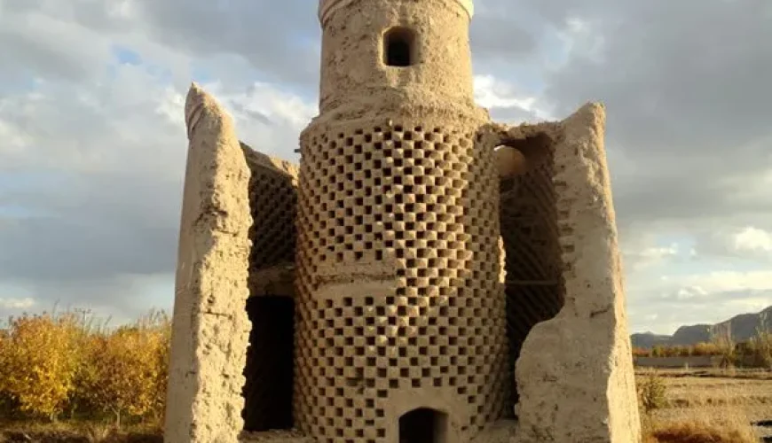 کبوترخانه‌های خمین مرکزی | معماری سنتی و تاریخ کشاورزی